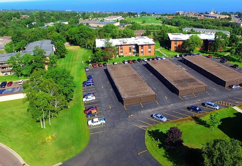 Photos Highland Village Apartments Duluth, MN